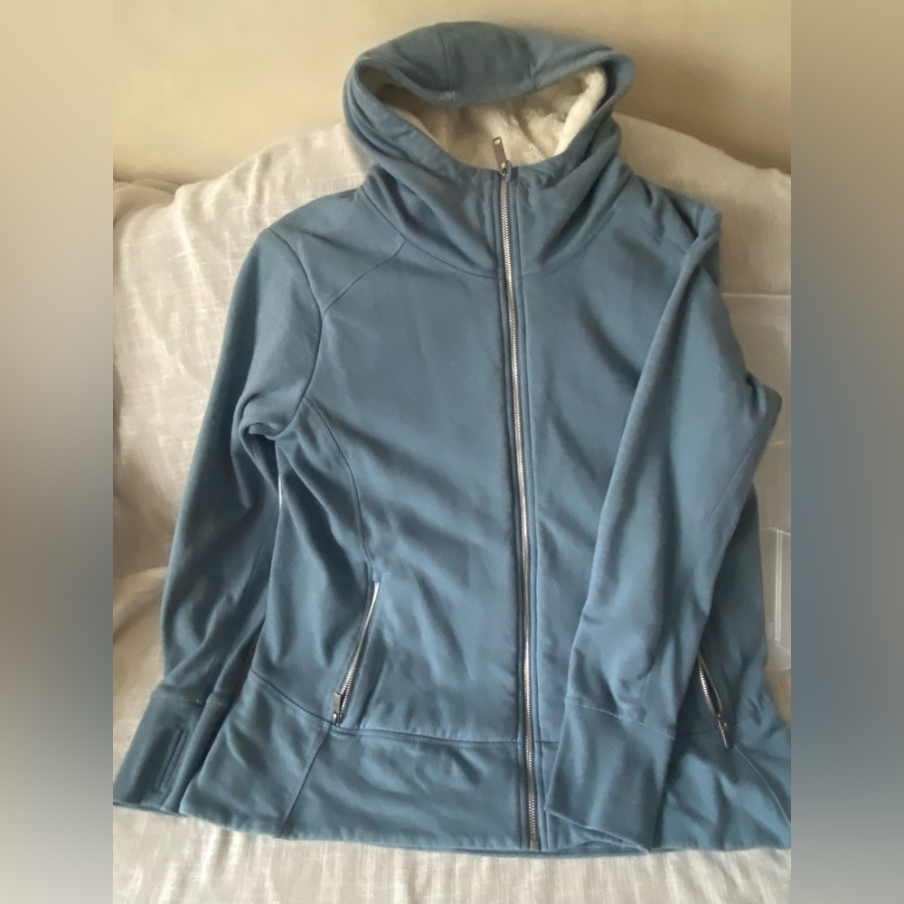 Eddie Bauer Faux Fur Sweatshirt women’s 
XL tall
Blue